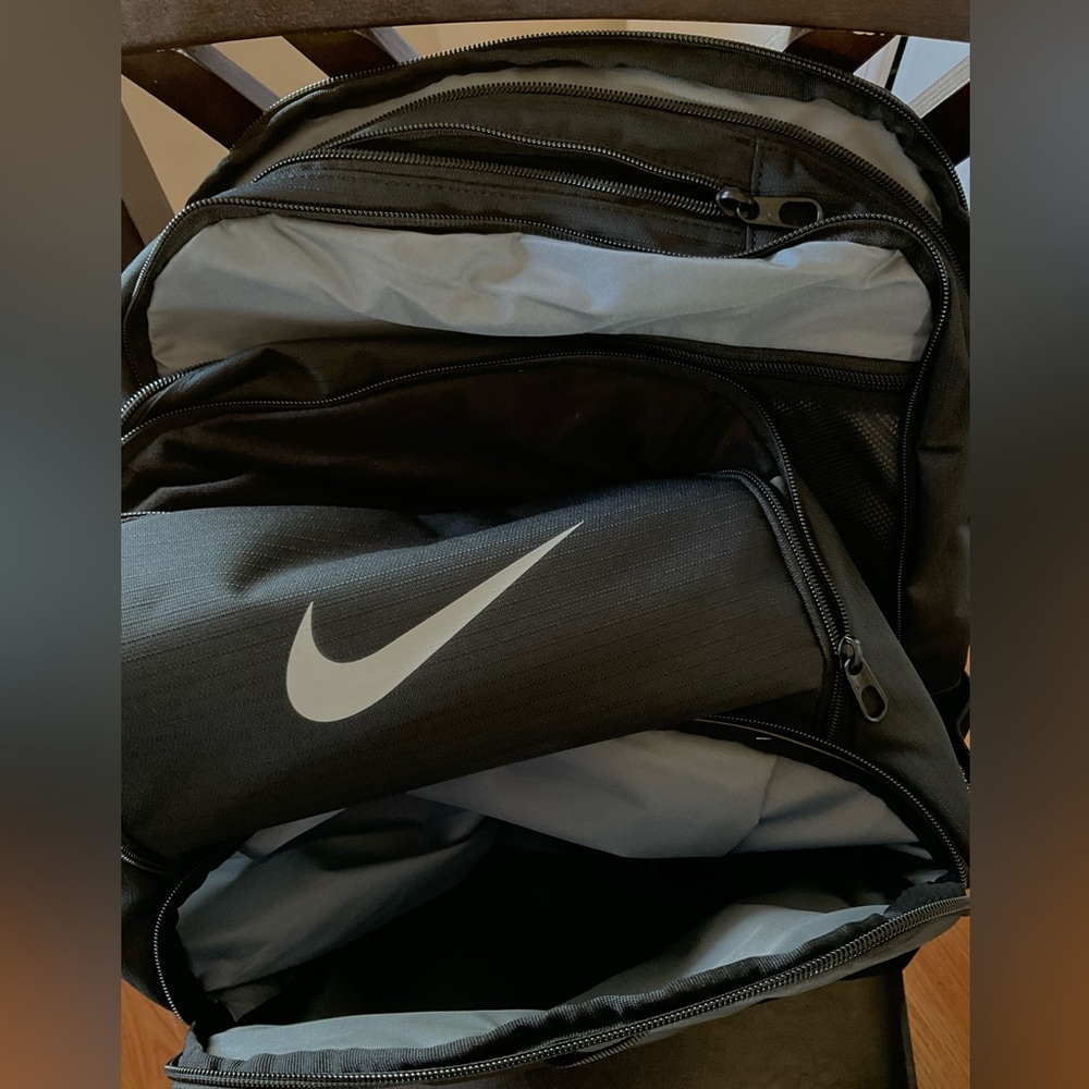 Nike
Men's Brasilia 9.5 Training Backpack
(Extra Large, 30L) - Picture 7 of 16